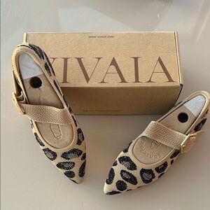 VIVAIA Leopard Print Flats - Black and Tan